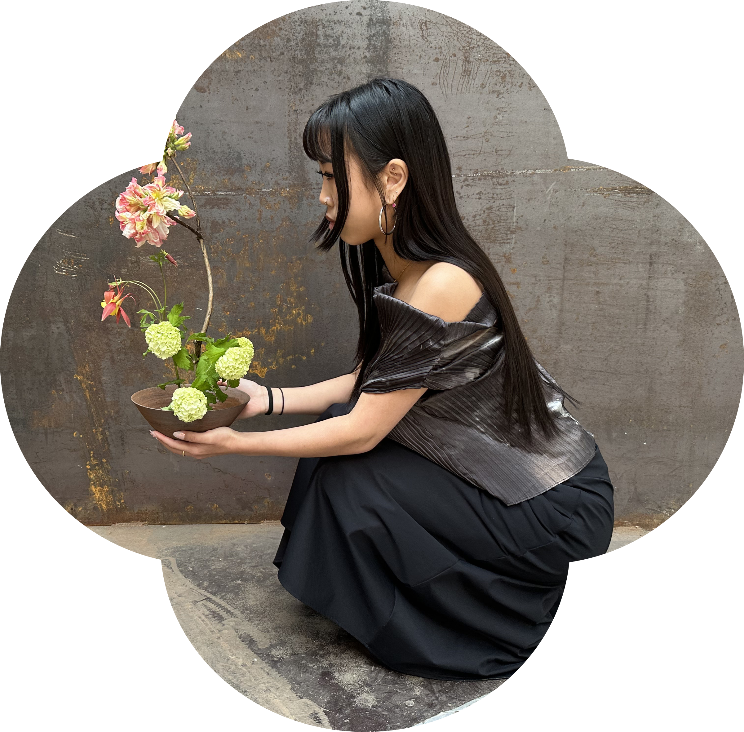 Jessica Xie arranging flowers